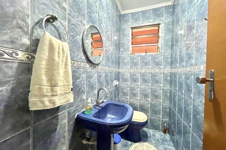 Casa à venda com 100m², 4 quartos e 1 vaga Casa à venda com 100m², 4 quartos e 1 vagaLavabo