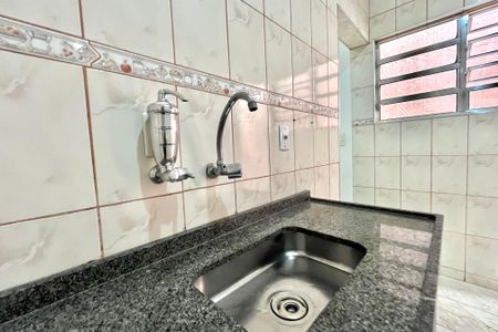 Casa à venda com 100m², 4 quartos e 1 vaga Casa à venda com 100m², 4 quartos e 1 vagaEdícula