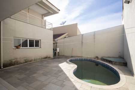 Casa para alugar com 550m², 4 quartos e 8 vagasÁrea Externa