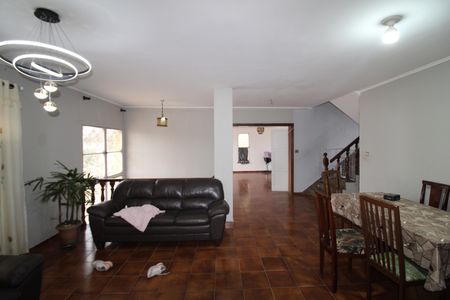 Casa à venda com 316m², 6 quartos e 2 vagasSala