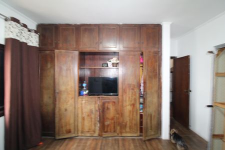 Casa à venda com 316m², 6 quartos e 2 vagasQuarto 1