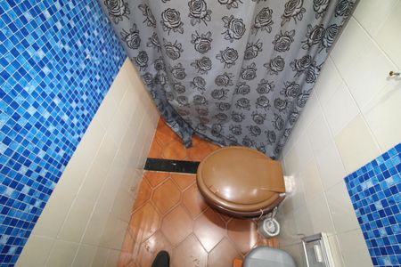 Casa à venda com 316m², 6 quartos e 2 vagasCasa 2 - Banheiro social