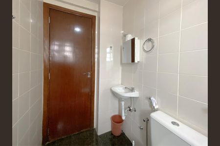 Apartamento à venda com 116m², 3 quartos e 2 vagas Apartamento à venda com 116m², 3 quartos e 2 vagasBanheiro de serviço