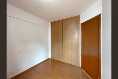 Apartamento à venda com 116m², 3 quartos e 2 vagas Apartamento à venda com 116m², 3 quartos e 2 vagasSuite 2