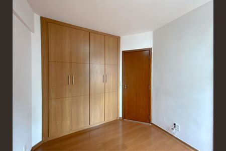 Apartamento à venda com 116m², 3 quartos e 2 vagas Apartamento à venda com 116m², 3 quartos e 2 vagasSuite 2