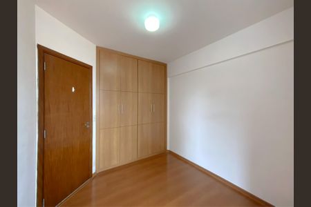 Apartamento à venda com 116m², 3 quartos e 2 vagas Apartamento à venda com 116m², 3 quartos e 2 vagasSuite 3