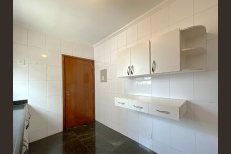 Apartamento à venda com 116m², 3 quartos e 2 vagas Apartamento à venda com 116m², 3 quartos e 2 vagasCozinha