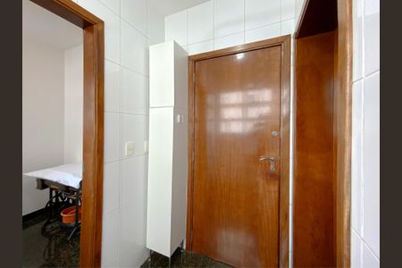 Apartamento à venda com 116m², 3 quartos e 2 vagas Apartamento à venda com 116m², 3 quartos e 2 vagasÁrea de Serviço