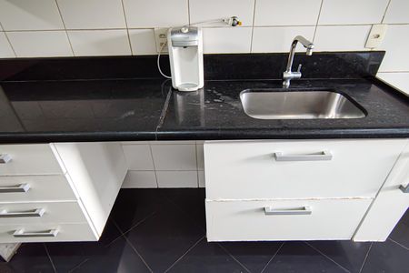 Apartamento à venda com 256m², 3 quartos e 2 vagasCozinha