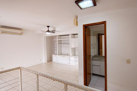 Apartamento à venda com 256m², 3 quartos e 2 vagasHall