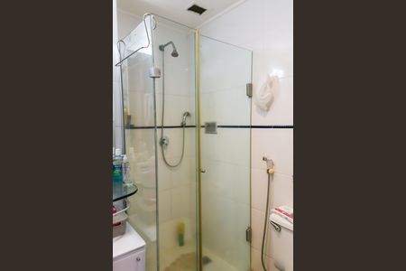 Apartamento à venda com 82m², 2 quartos e 1 vaga Apartamento à venda com 82m², 2 quartos e 1 vagaBanheiro