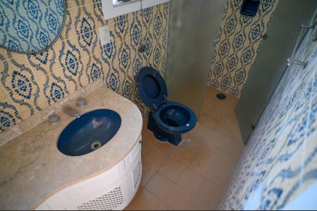 Casa à venda com 356m², 5 quartos e 4 vagasBanheiro da Suíte 2