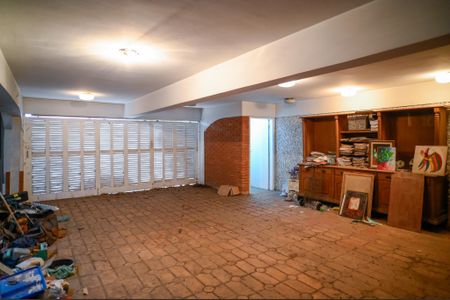 Casa à venda com 356m², 5 quartos e 4 vagasGaragem