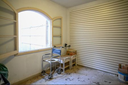 Casa à venda com 356m², 5 quartos e 4 vagasCasa 2 - Quarto