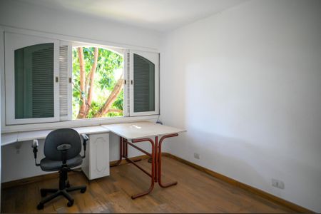 Casa à venda com 356m², 5 quartos e 4 vagasSuíte 4