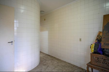 Casa à venda com 356m², 5 quartos e 4 vagasCasa 2 - Cozinha