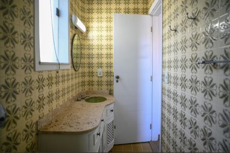 Casa à venda com 356m², 5 quartos e 4 vagasBanheiro da Suíte 3