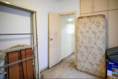 Casa à venda com 356m², 5 quartos e 4 vagasCasa 2 - Quarto