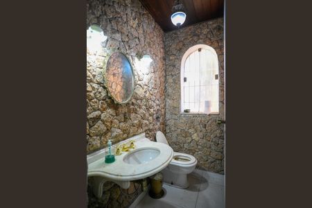 Casa à venda com 356m², 5 quartos e 4 vagasLavabo Sala de Jantar