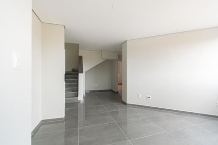Apartamento à venda com 58m², 2 quartos e 2 vagasSala