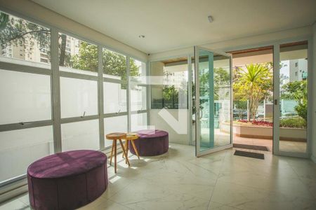 Apartamento à venda com 72m², 2 quartos e 2 vagasHall de entrada