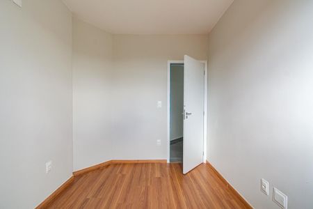 Apartamento à venda com 73m², 2 quartos e 2 vagasQuarto 2