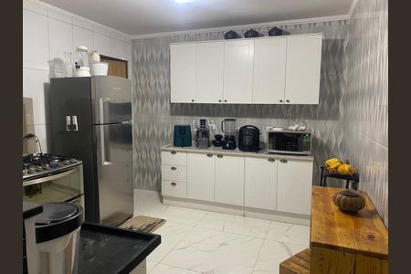 Casa à venda com 160m², 7 quartos e 1 vaga Casa à venda com 160m², 7 quartos e 1 vagaCozinha