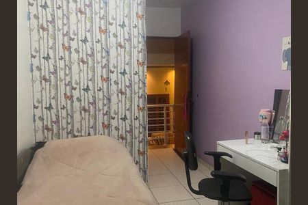 Casa à venda com 160m², 7 quartos e 1 vaga Casa à venda com 160m², 7 quartos e 1 vagaQuarto 2