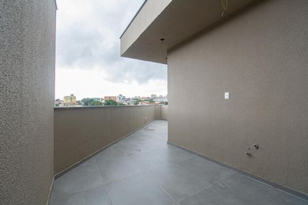 Apartamento à venda com 122m², 2 quartos e 2 vagasCobertura