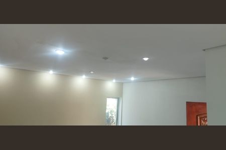 Casa à venda com 374m², 5 quartos e 3 vagas