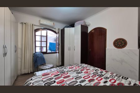 Casa à venda com 227m², 3 quartos e 4 vagas Casa à venda com 227m², 3 quartos e 4 vagasSuíte