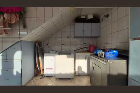 Casa à venda com 227m², 3 quartos e 4 vagas Casa à venda com 227m², 3 quartos e 4 vagasÁrea de Serviço