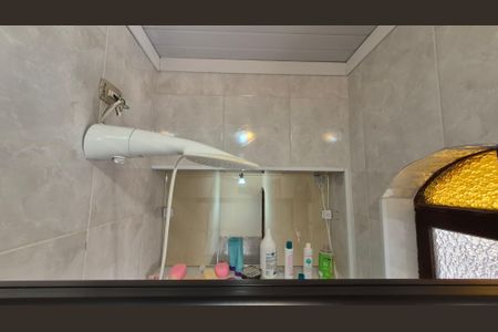 Casa à venda com 227m², 3 quartos e 4 vagas Casa à venda com 227m², 3 quartos e 4 vagasBanheiro 2