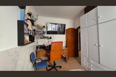 Casa à venda com 227m², 3 quartos e 4 vagas Casa à venda com 227m², 3 quartos e 4 vagasQuarto 1