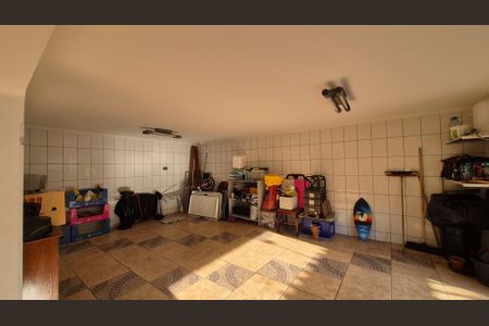 Casa à venda com 227m², 3 quartos e 4 vagas Casa à venda com 227m², 3 quartos e 4 vagasGaragem