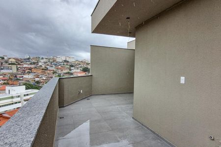Apartamento à venda com 156m², 2 quartos e 3 vagasCobertura