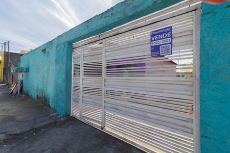 Casa à venda com 399m², 4 quartos e 2 vagasFachada