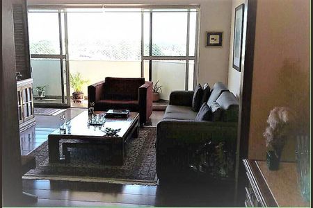 Apartamento à venda com 3 quartos, 236m² em Morumbi, São Paulo