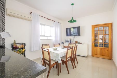 Casa à venda com 470m², 8 quartos e 7 vagasCopa