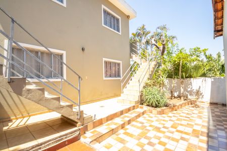 Casa à venda com 470m², 8 quartos e 7 vagasQuintal