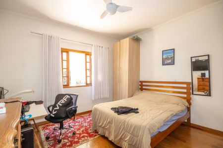 Casa à venda com 470m², 8 quartos e 7 vagasQuarto 1