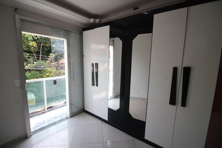 Apartamento à venda com 200m², 3 quartos e 2 vagasQuarto