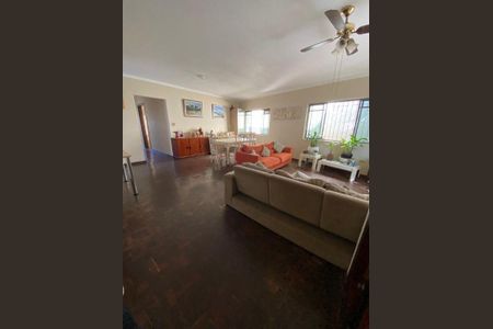 Casa à venda com 4 quartos, 269m² em Butantã, São Paulo