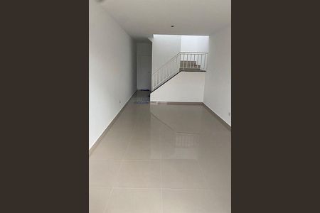 Casa à venda com 3 quartos, 145m² em Jardim Ester, São Paulo