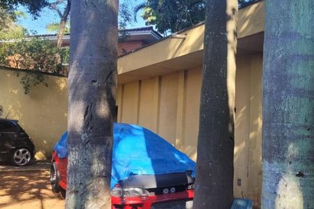 Casa à venda com 516m², 4 quartos e 4 vagas