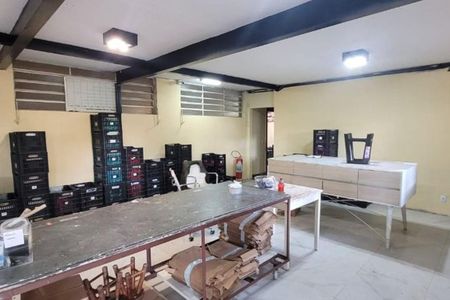 Casa à venda com 516m², 4 quartos e 4 vagas