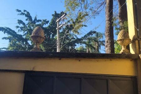 Casa à venda com 516m², 4 quartos e 4 vagas