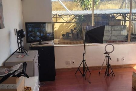 Casa à venda com 516m², 4 quartos e 4 vagas