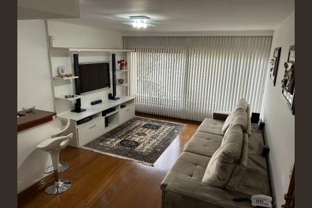 Casa à venda com 3 quartos, 197m² em Jardim das Vertentes, São Paulo