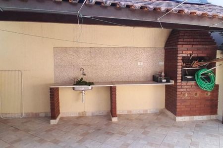 Casa à venda com 156m², 3 quartos e 4 vagas